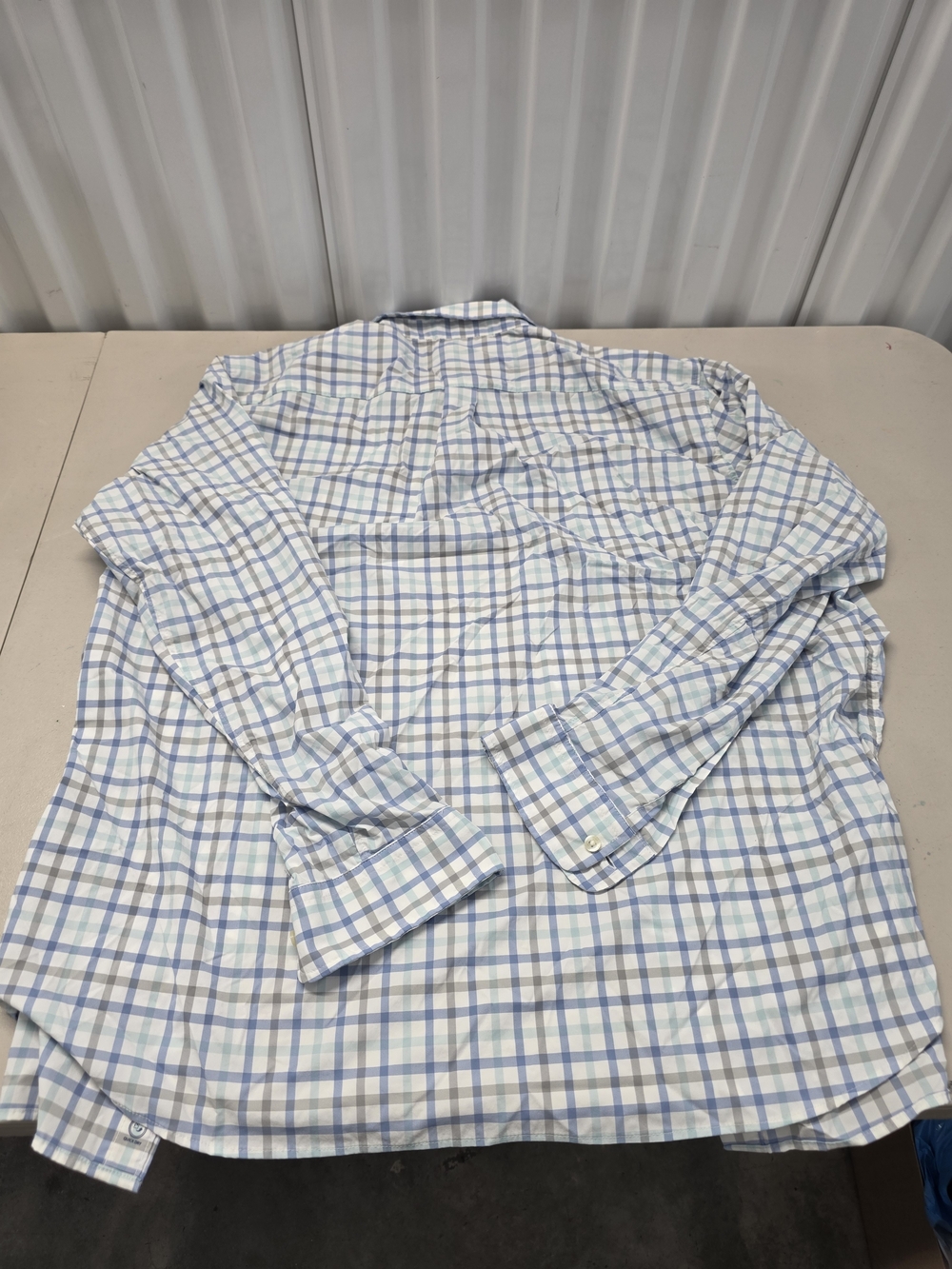 Vineyard Vines Featherweight Performance Whale Logo Button Down Shirt Men's Size - Picture 6 of 7